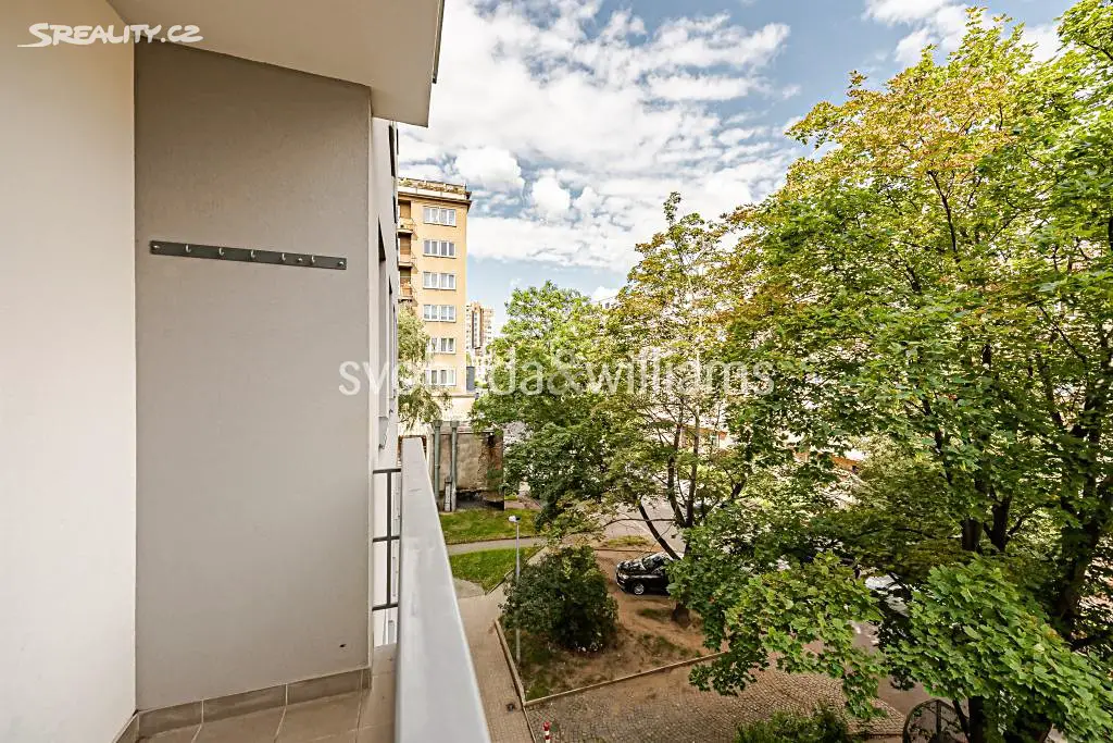 Prodej bytu 2+1 66 m², Sokolovská, Praha 9 - Libeň