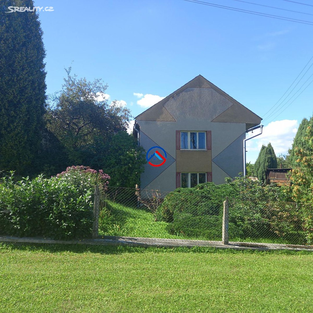 Prodej  rodinného domu 500 m², pozemek 579 m², Bílá Lhota - Pateřín, okres Olomouc