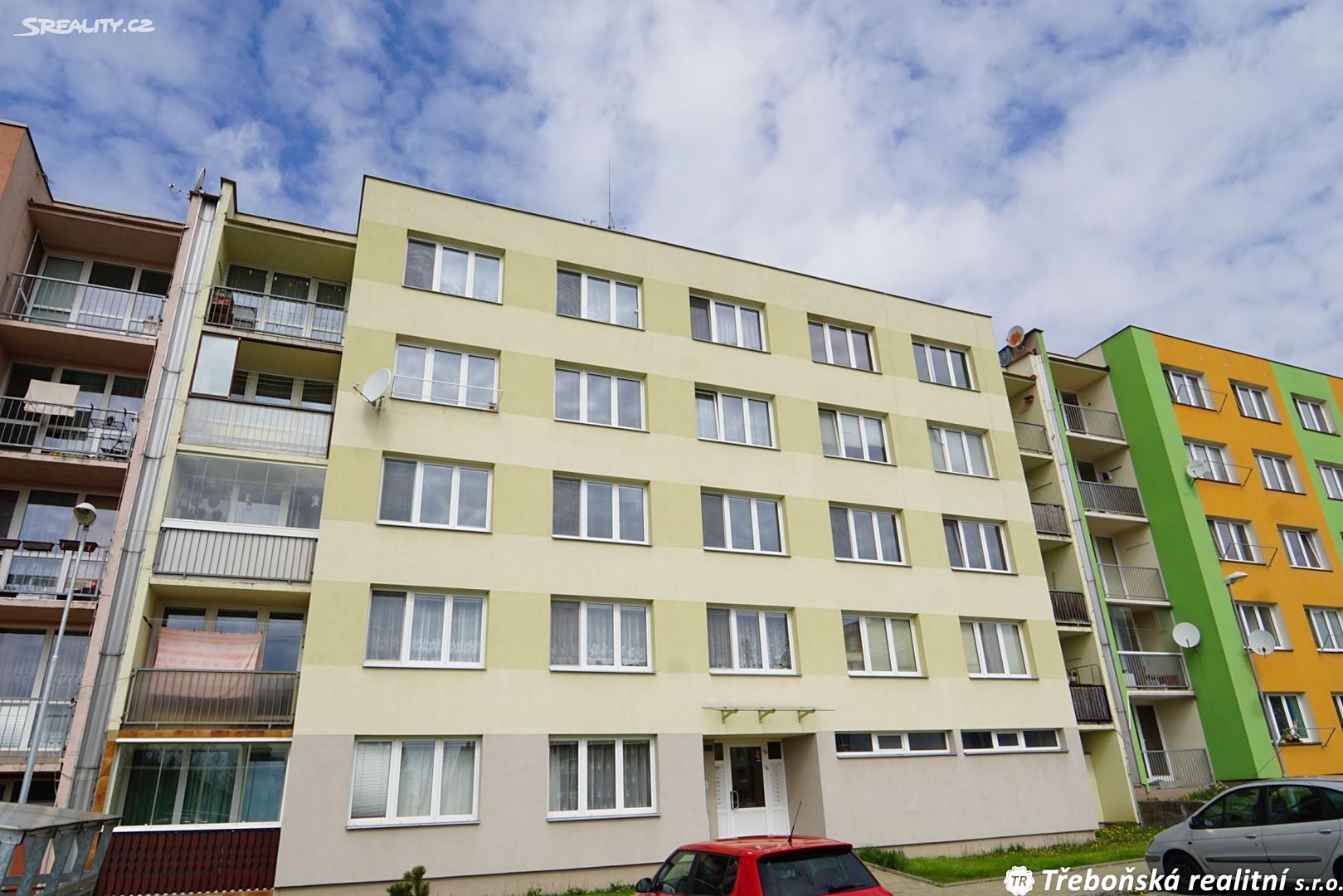 Pronájem bytu 1+1 43 m², Sídliště na Sadech, České Velenice