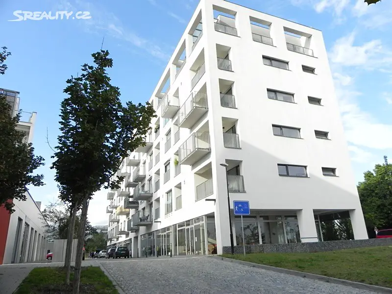 Pronájem bytu 1+kk 33 m², Švýcarské nábřeží, Olomouc - Nové Sady
