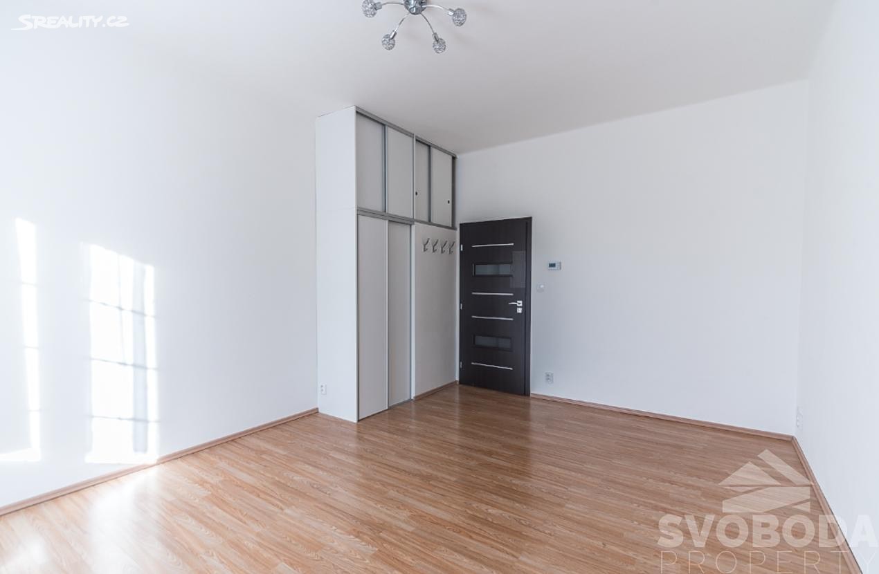 Pronájem bytu 2+1 52 m², Na Veselí, Praha 4 - Nusle
