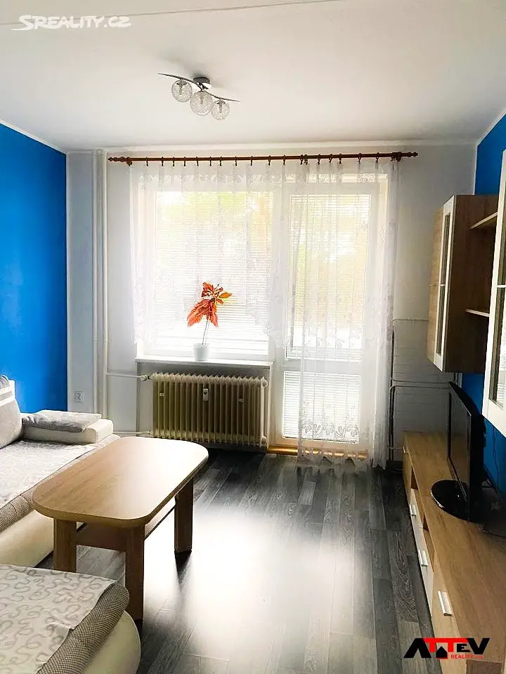 Pronájem bytu 2+1 58 m², Halasova, Tišnov