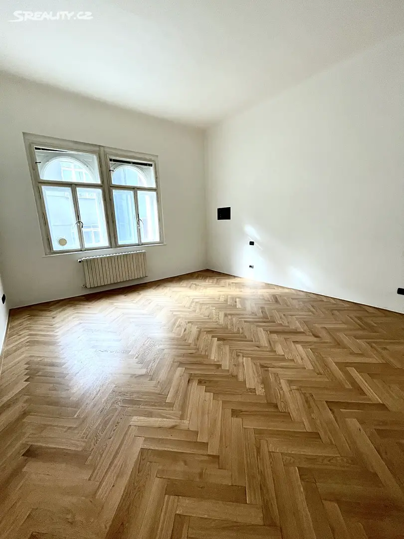 Pronájem bytu 3+kk 110 m², Benediktská, Praha 1 - Staré Město