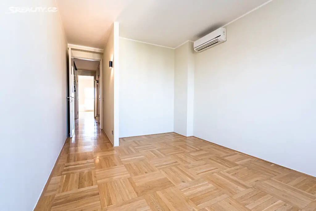 Pronájem bytu 4+kk 131 m², U Kanálky, Praha 2 - Vinohrady