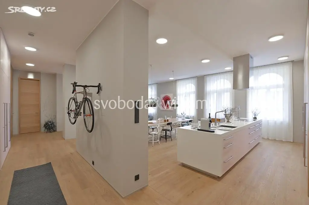 Pronájem bytu 6 pokojů a více 212 m², Pařížská, Praha 1 - Josefov
