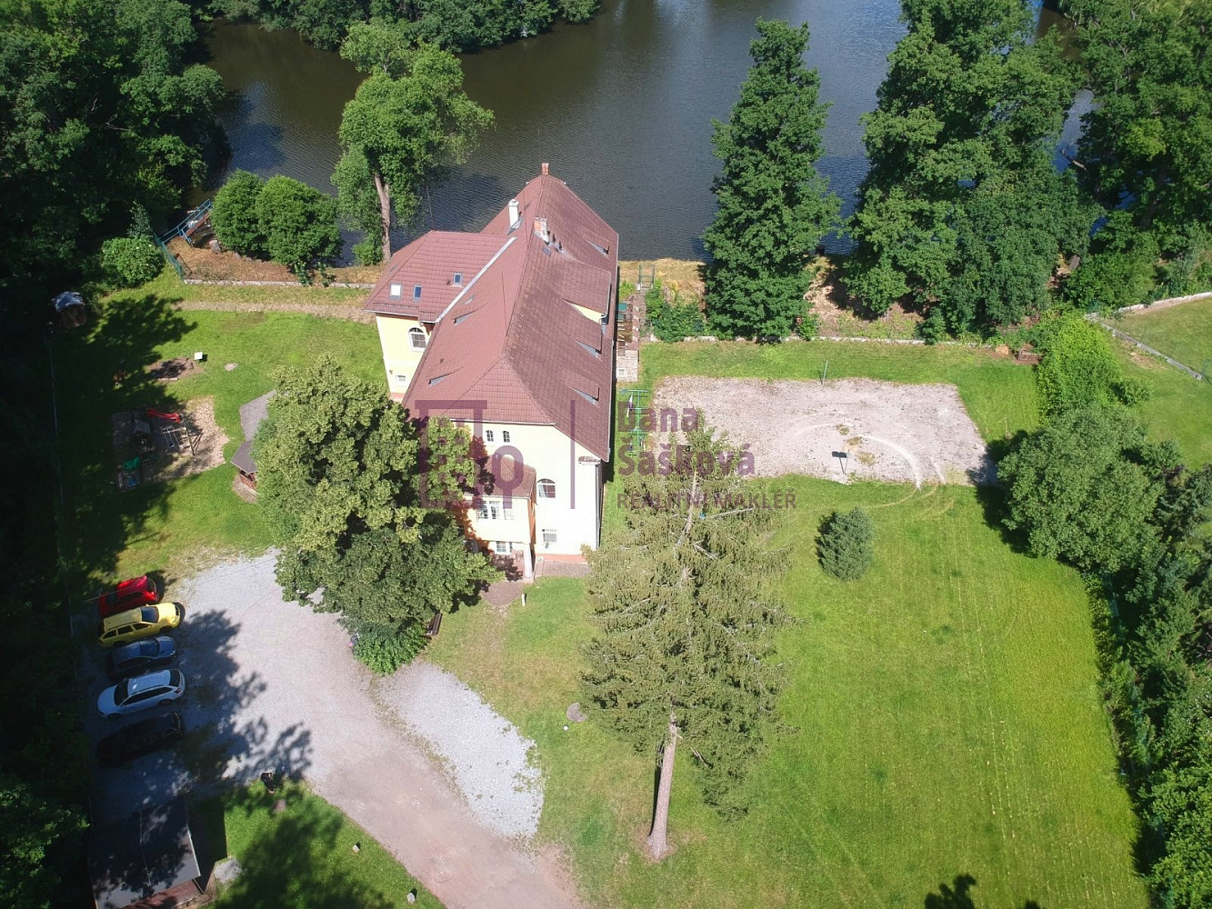 Deštenská, Jindřichův Hradec - Radouňka