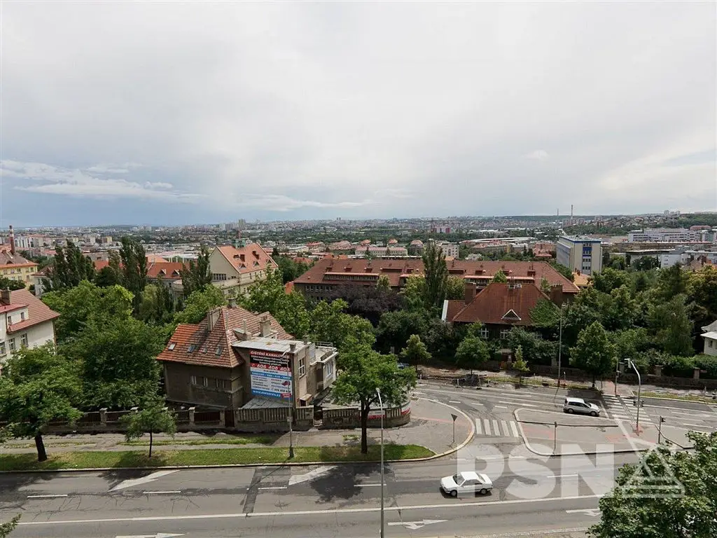 V Horní Stromce, Praha 3 - Vinohrady, okres Praha
