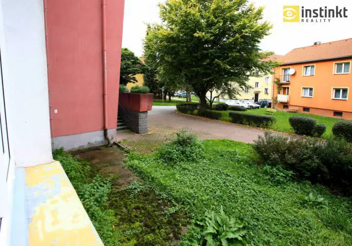 Sklářská, Sázava, Benešov