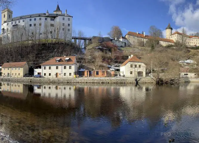 Rožmberk nad Vltavou, Český Krumlov