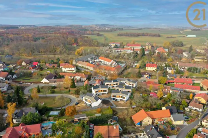 Hlavní, Panenské Břežany, Praha-východ