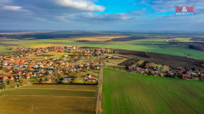 Oskořínek, Nymburk