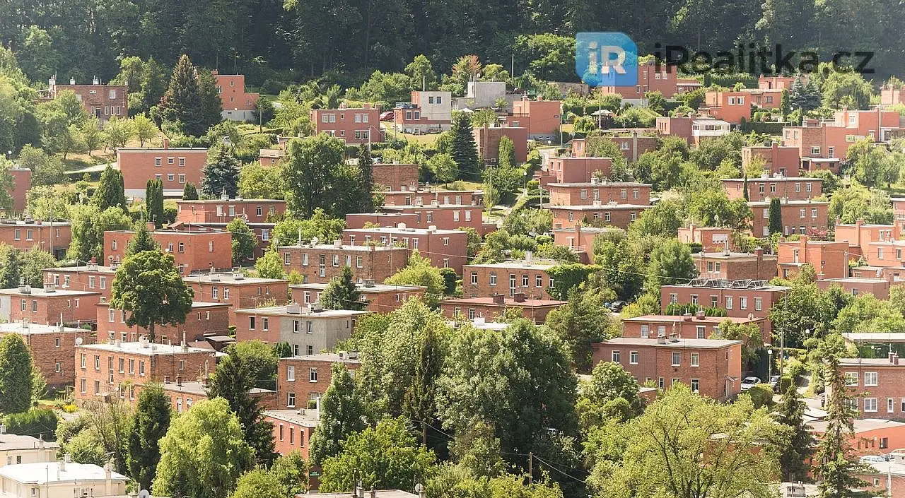 Pod Rozhlednou, Zlín