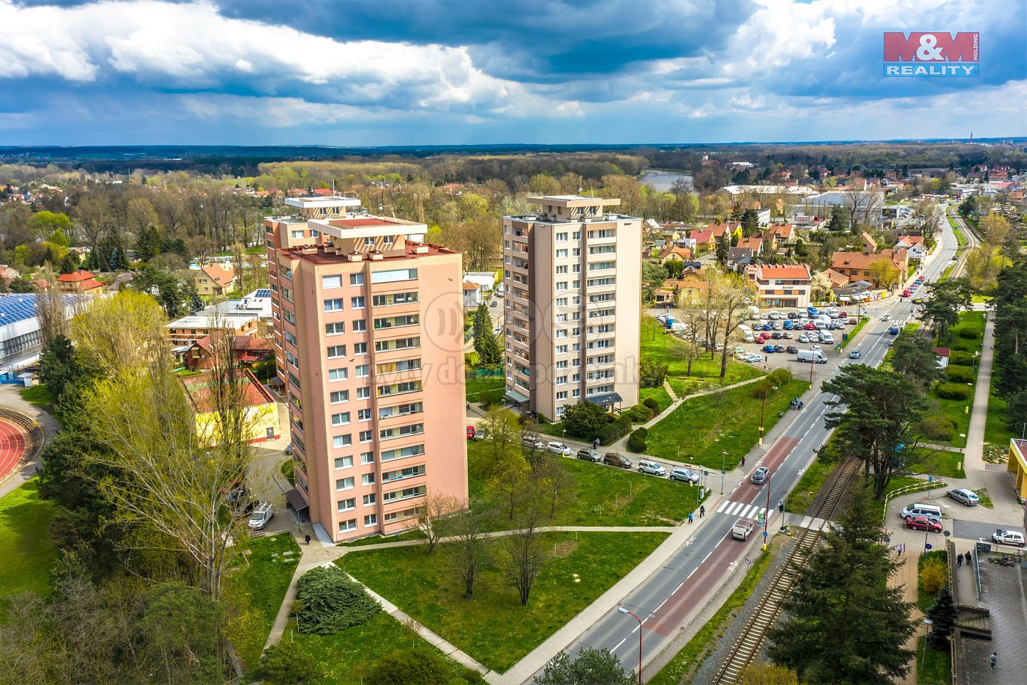 Mládežnická, Neratovice, okres Mělník