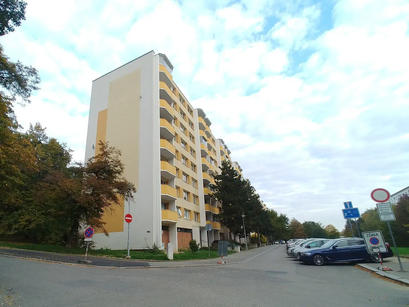 Milénova, Brno - Lesná