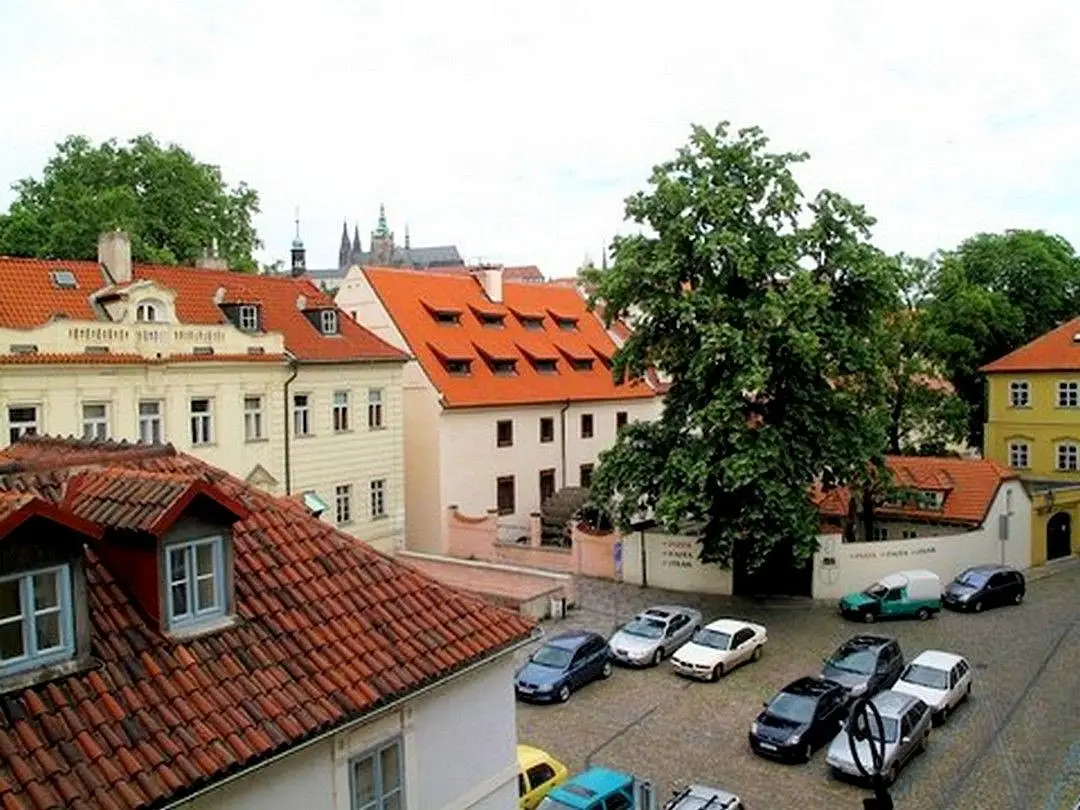 Hroznová, Praha 1 - Malá Strana