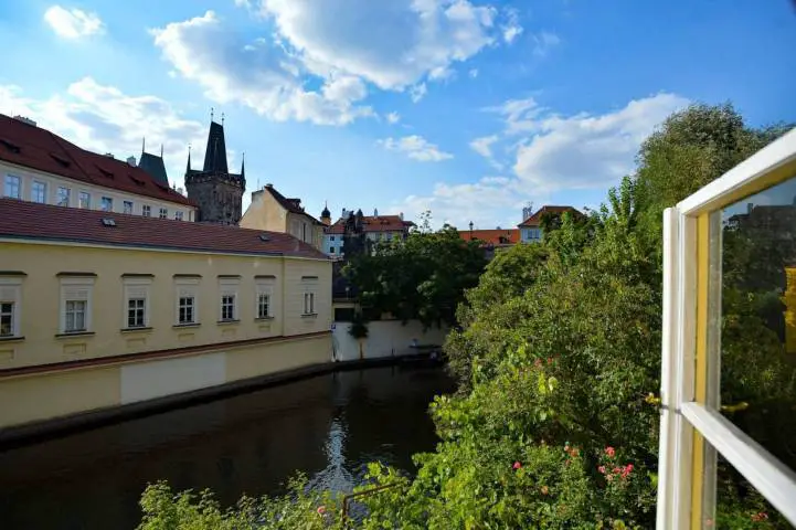 Hroznová, Malá Strana, Praha, Hlavní město Praha