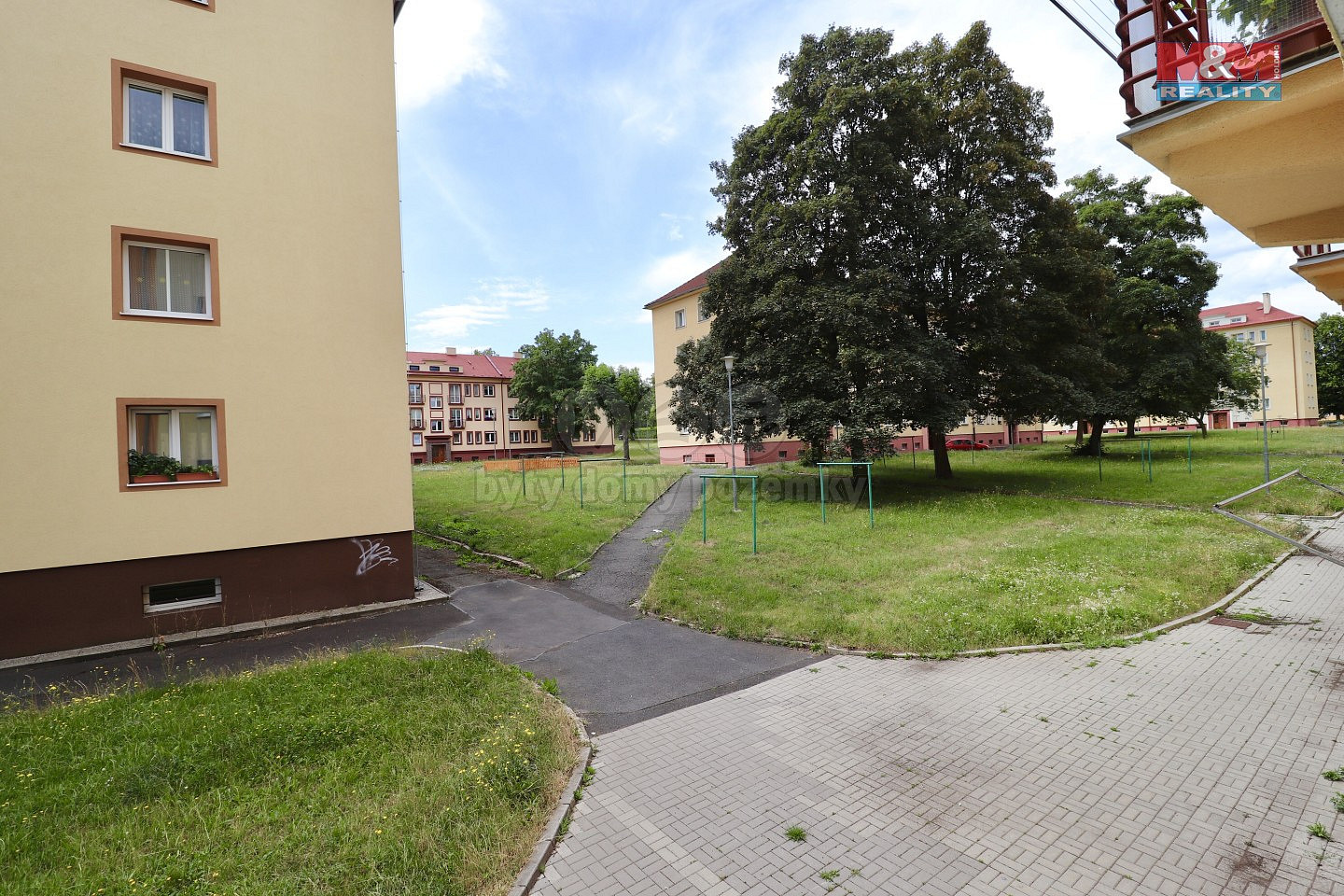 Myslbekova, Ostrov, okres Karlovy Vary