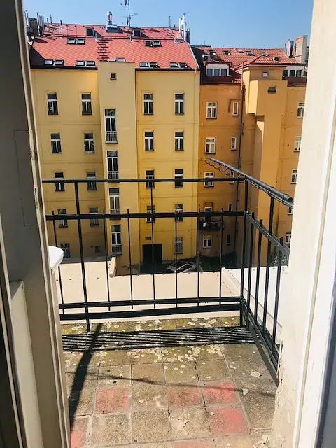 Schnirchova, Praha 7 - Holešovice