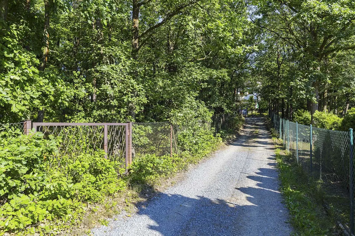 Spojovací, Březová-Oleško - Oleško, okres Praha-západ