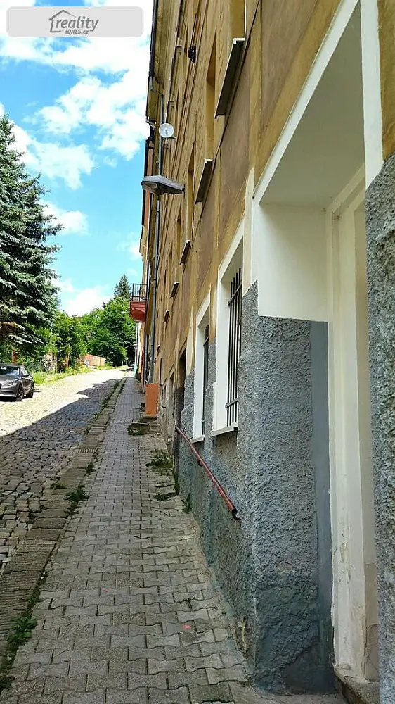 Kolmá, Karlovy Vary