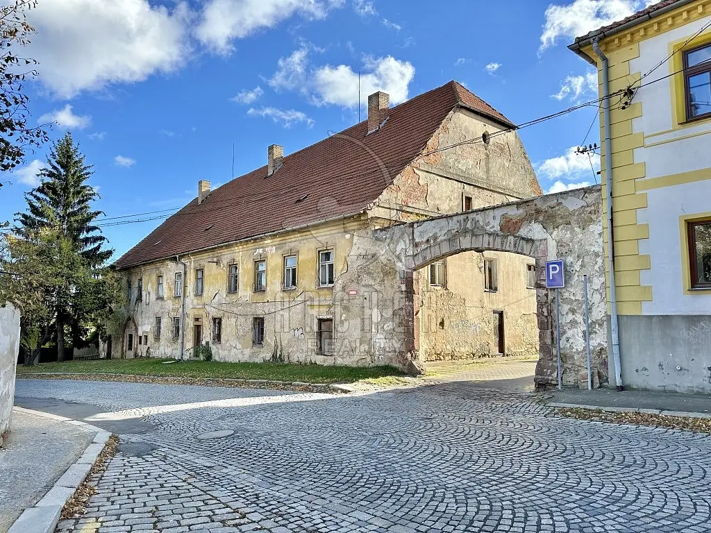 Českobrodská, Kostelec nad Černými lesy, okres Praha-východ