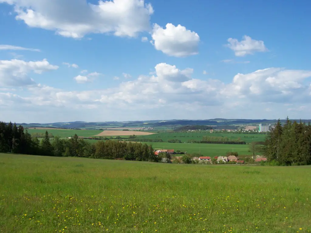 CZ, spring landscape near Čechočovice