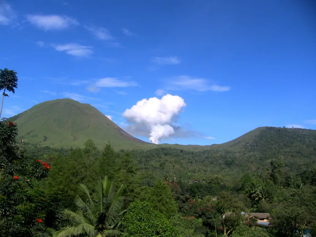 Lokon Volcano Eruption (Taken October 19, 2012)
