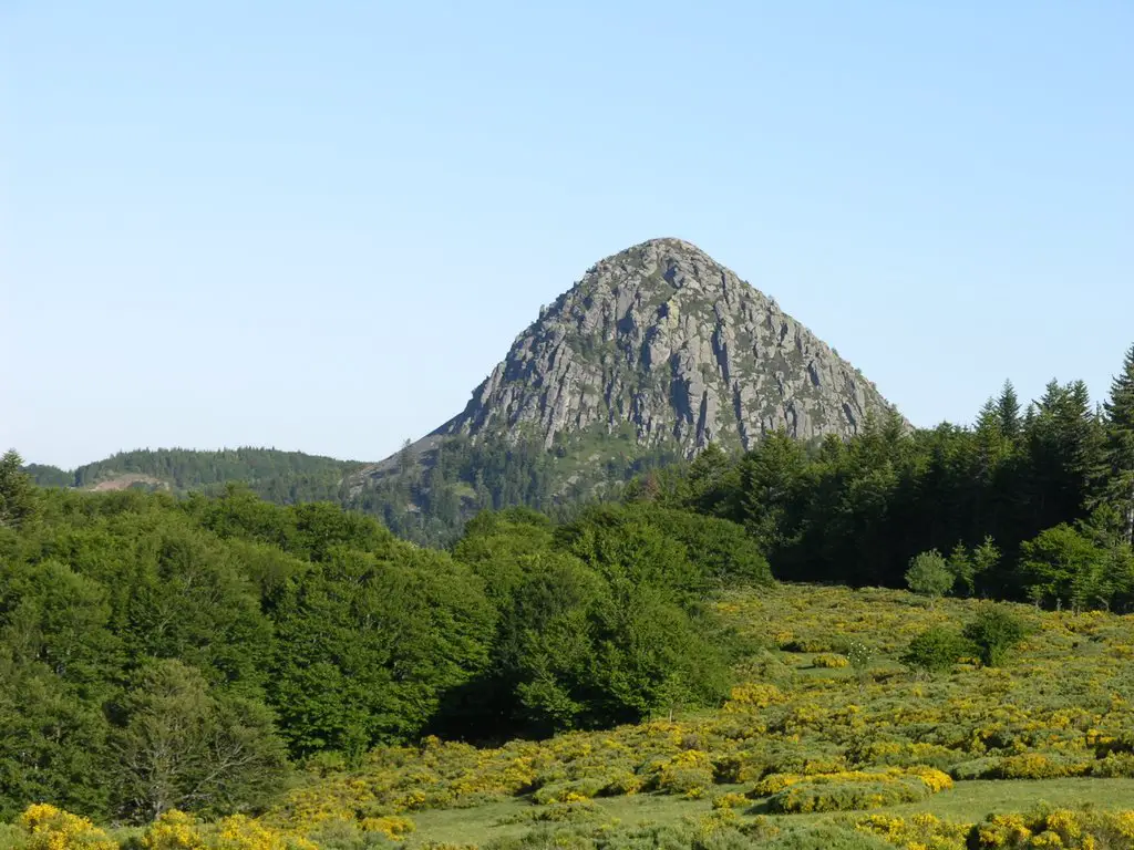 le Mont Gerbier de Jonc vu de l'ouest