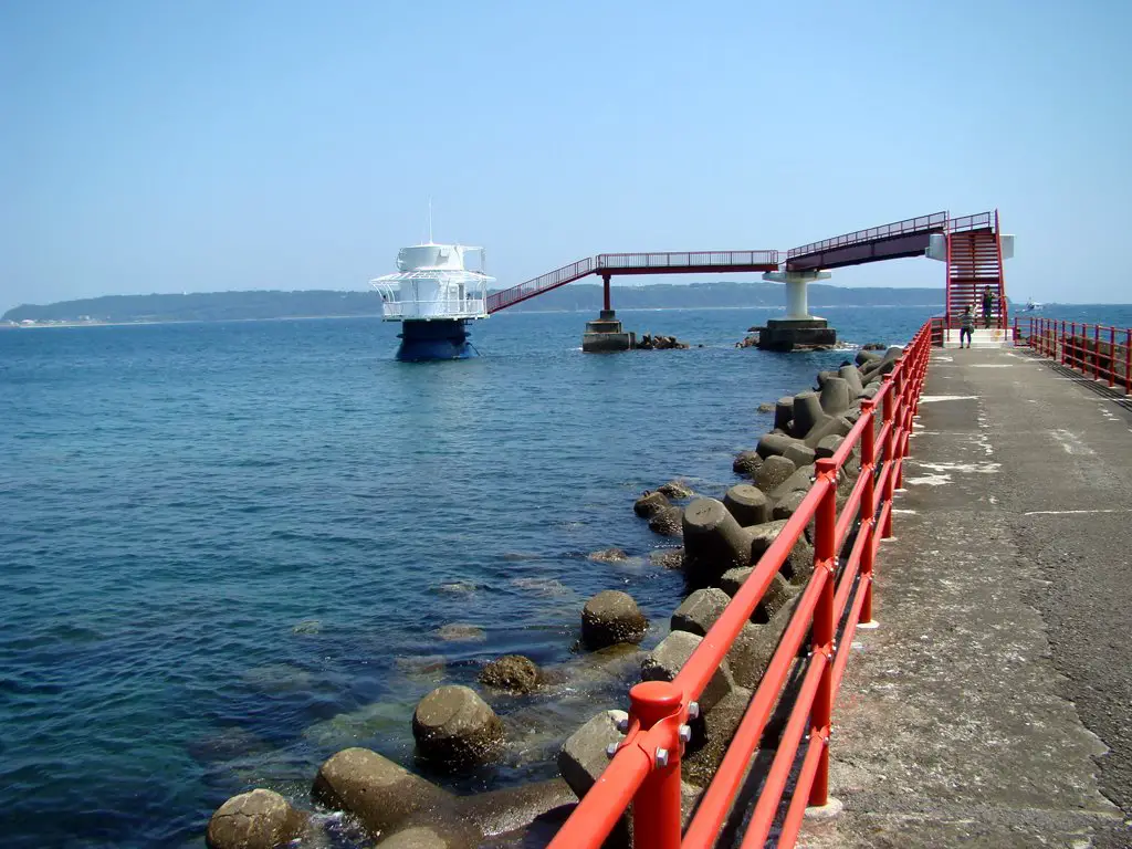 串本海中公園 海中展望塔 Mapio Net