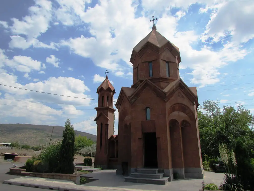 Aragatsotn province,Agarak village,Surb Astvatsatsin church,2008 y. |  Mapio.net