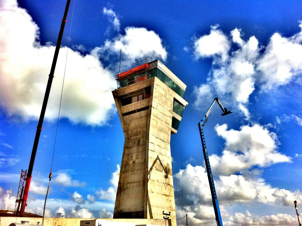 Torre de Controle - Aeroporto de São Gonçalo do Amarante - Rio Grande do  Norte - Brasil 