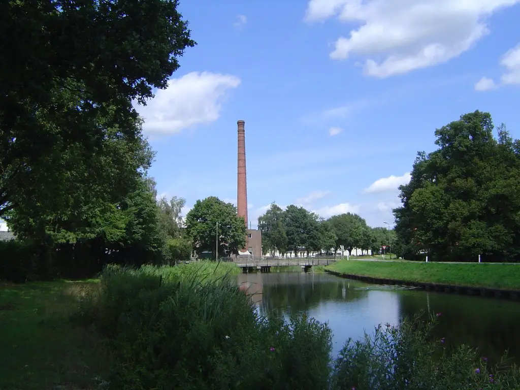 The Apeldoorns canal with the pipe of the Euroma spices factory