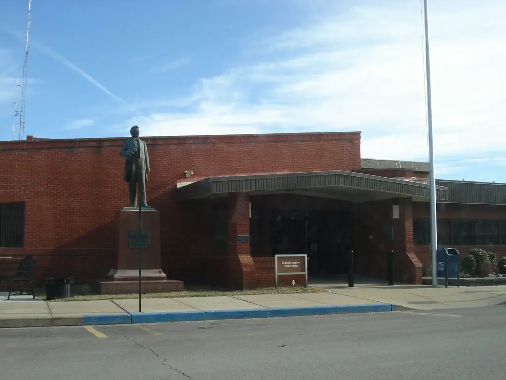 Clinton County Courthouse - Plattsburg, MO