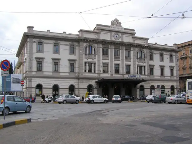 Cagliari, stazione F.S.
