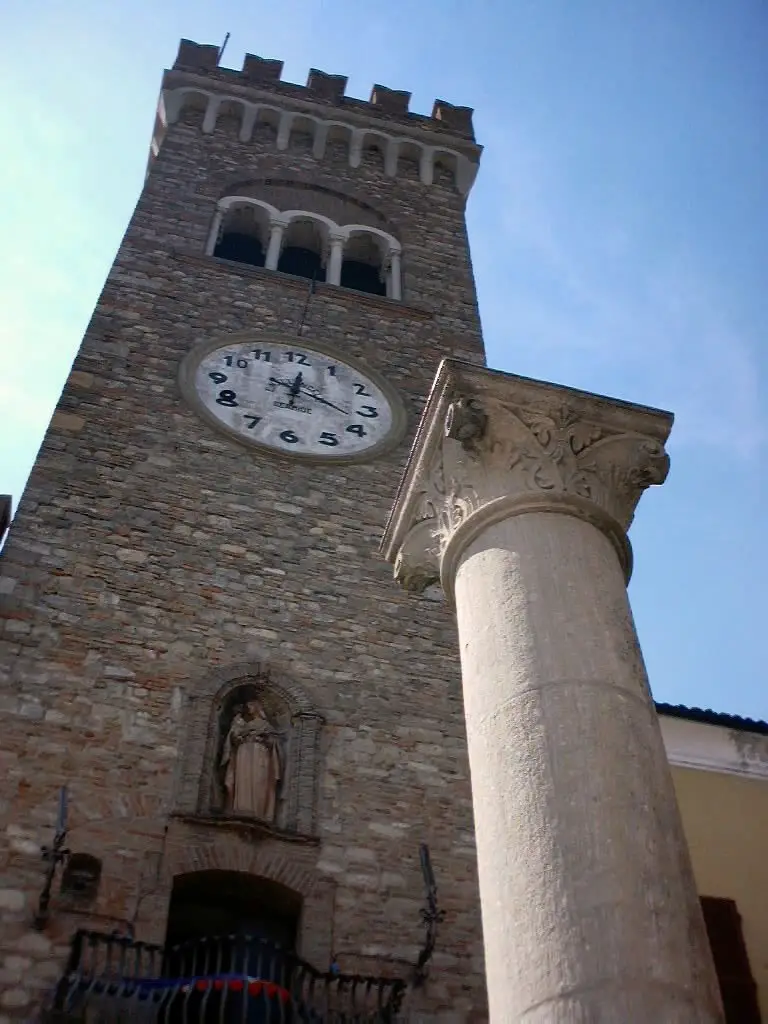 Bertinoro, colonna dell'ospitalità e torre del comune
