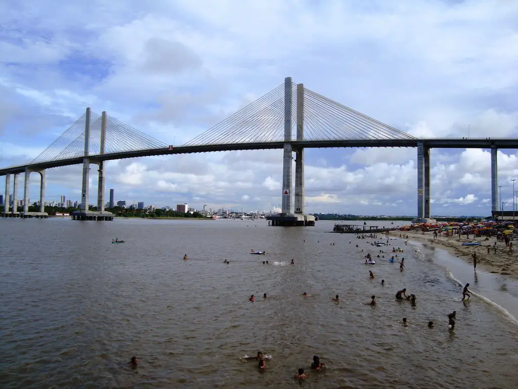 Natal-RN - Ponte Newton Navarro (ponte de todos) vista da praia de Redinha  