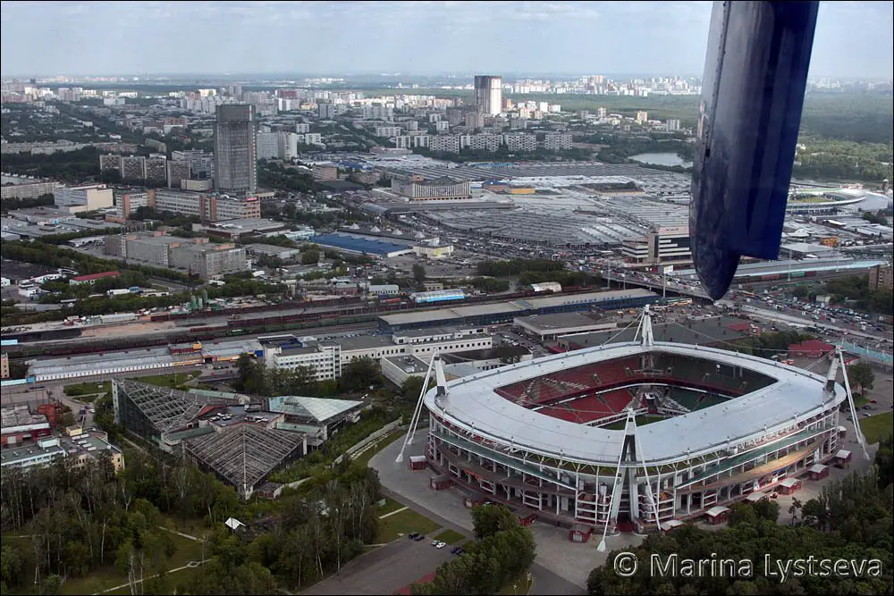 Стадион Локомотив, Черкизовский рынок