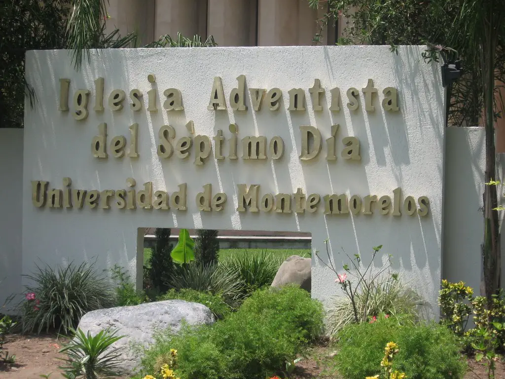 Iglesia Adventista - Montemorelos 