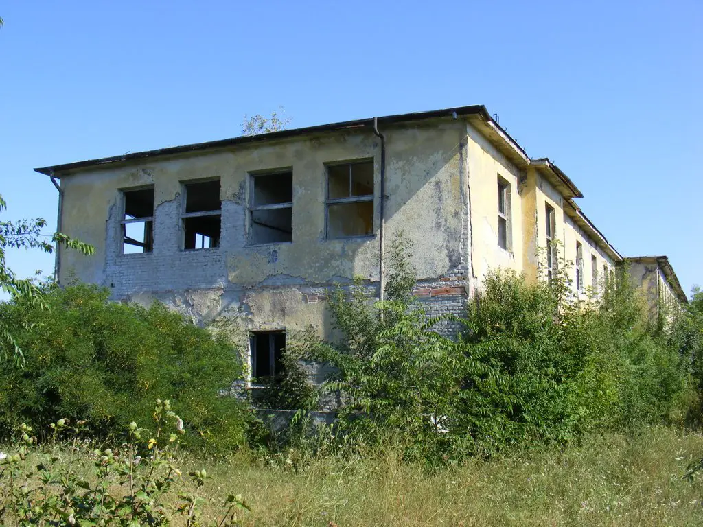 Венгрия текель покупка дома в абхазии