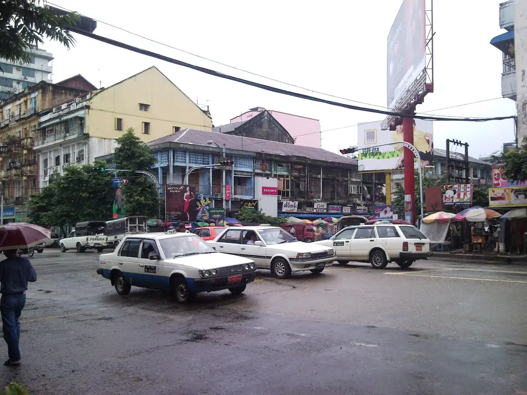 ပန္းဆိုးတန္းလမ္း၊ Pansodan Street