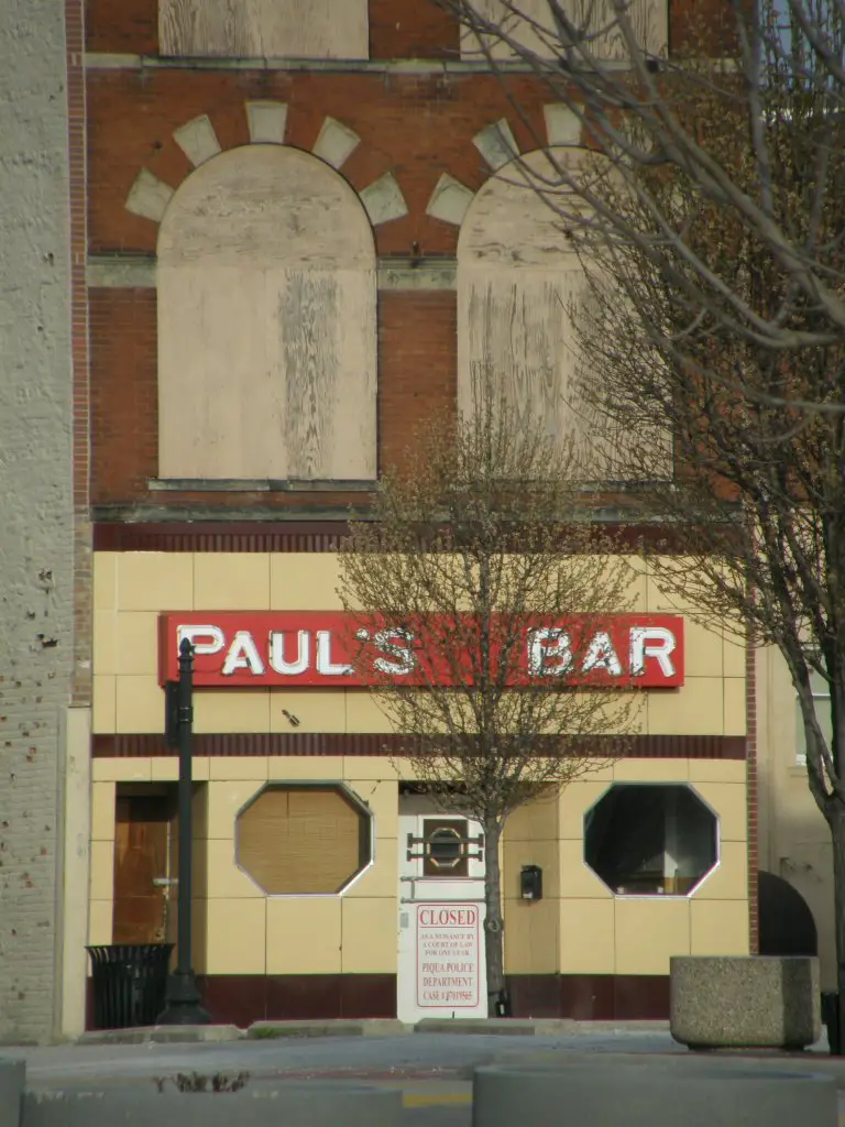 Paul's Bar (Demolished)