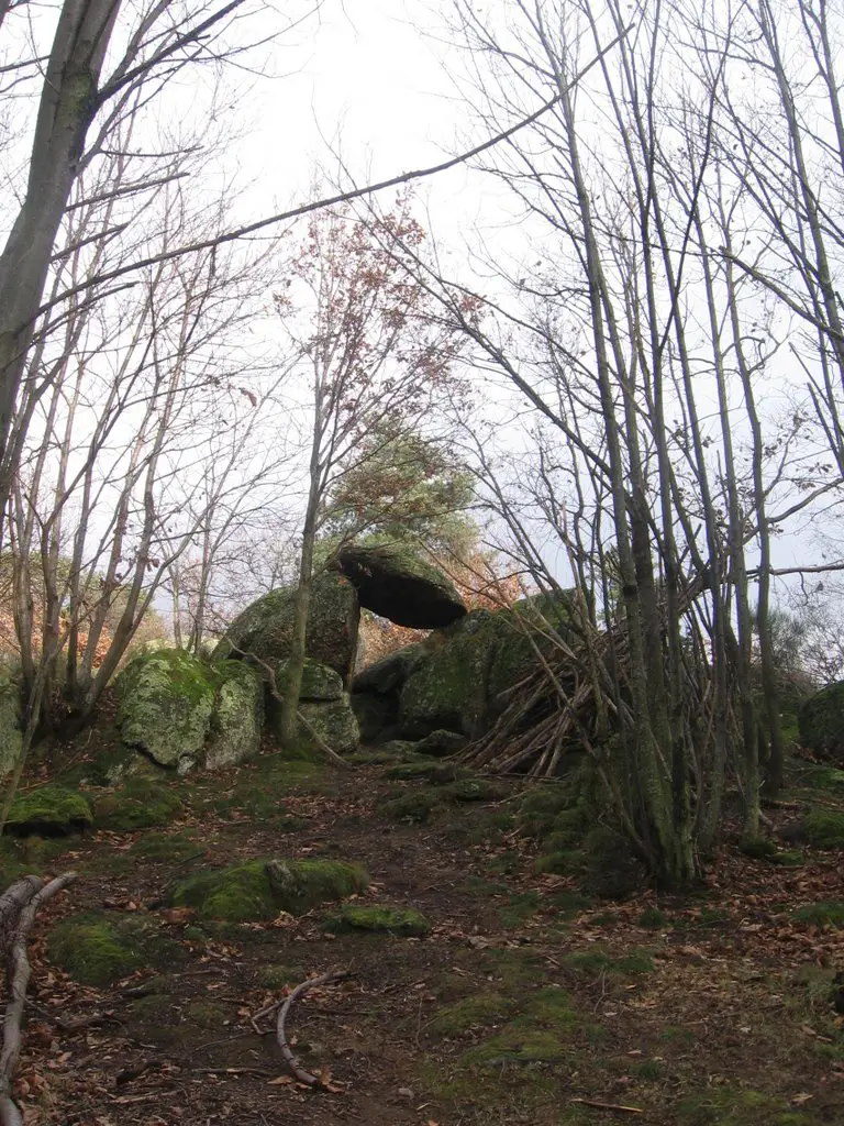 dolmen de chateauvieux