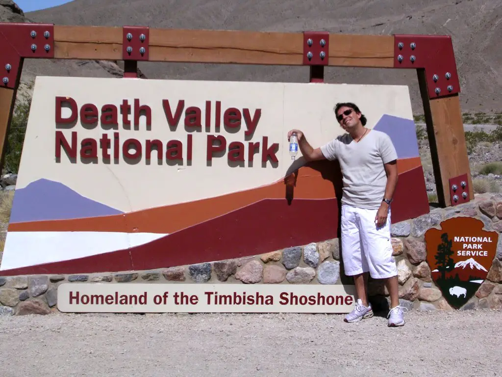 Death valley National Park Entrance_25/06/05