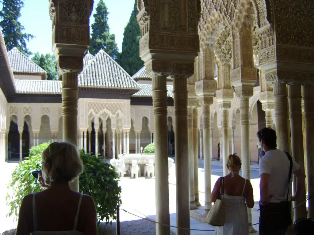 Inside Alhambra 7