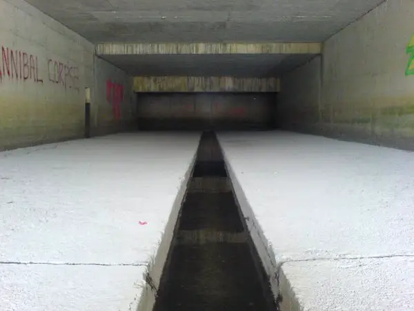 tunnel of death