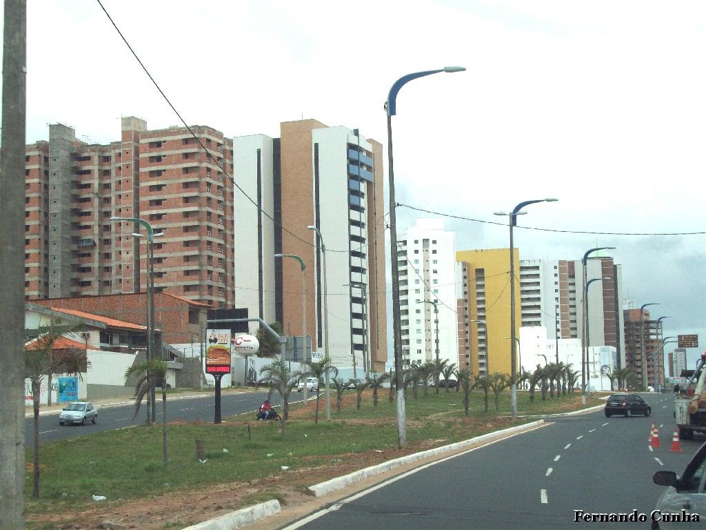 Avenida dos Holandeses, bairro Calhau. São Luis Maranhão. Março ...