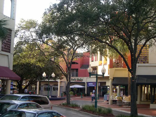 Shops at Main St, Miami Lakes FL