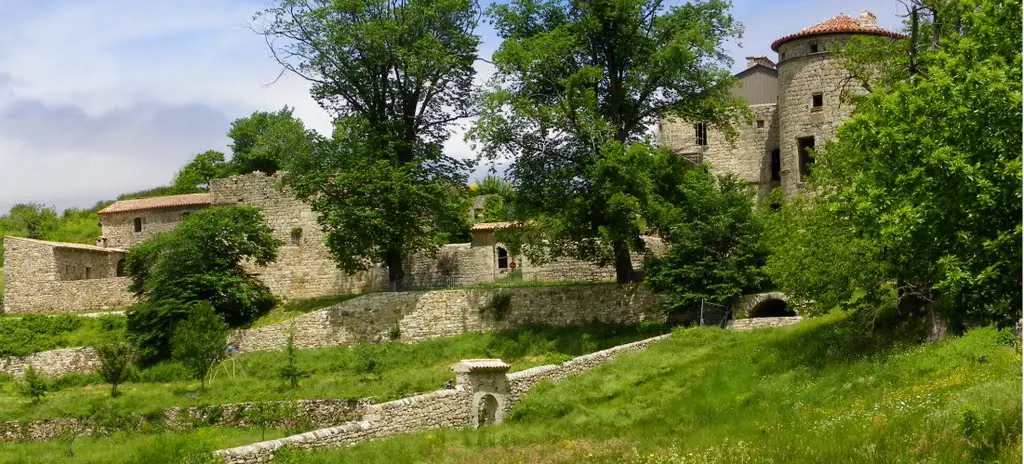 Le chateau de Craux près de Genestelle
