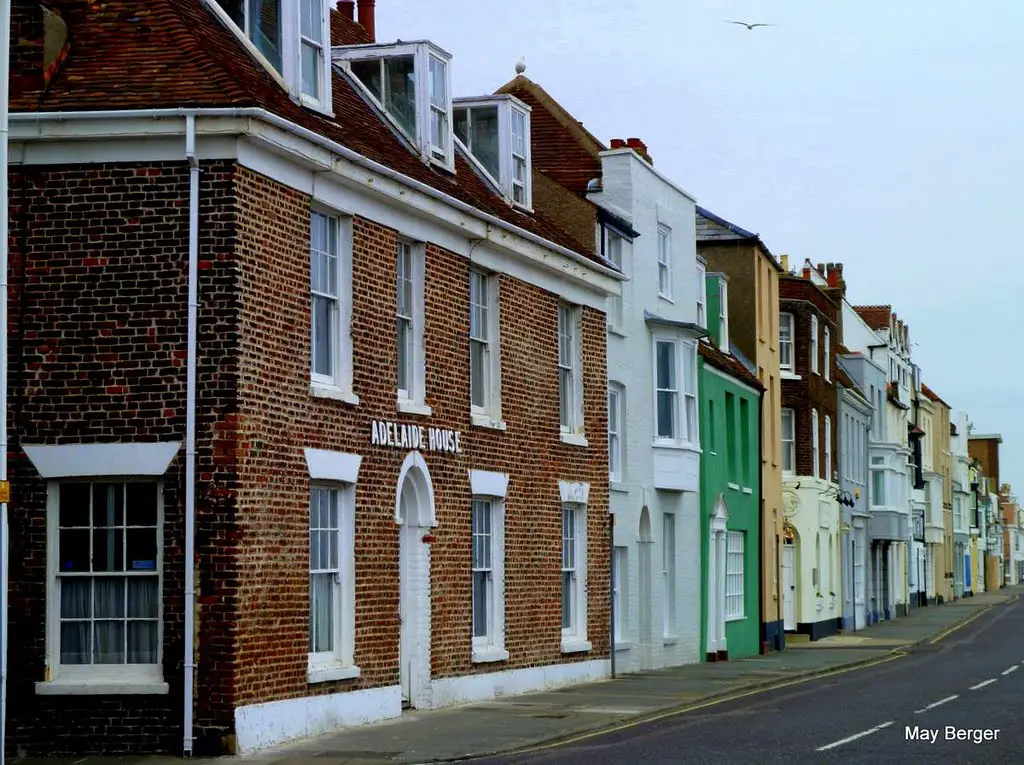 mb - Beach Street in Deal, Kent