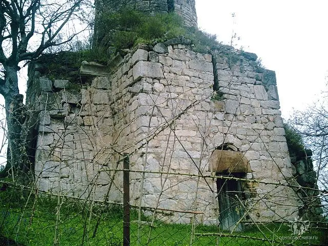 церковь 12 века